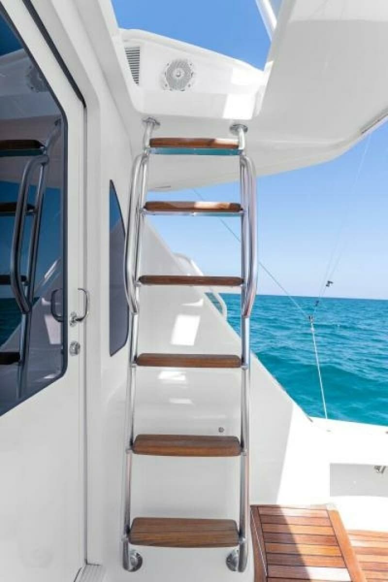 2021 Viking 54 Convertible - Photo 66