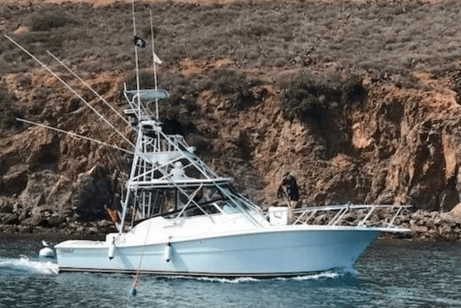 2004 Topaz 32 Express - Photo 1