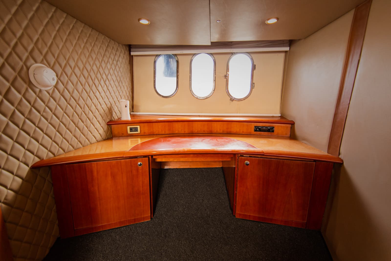 2004 Azimut 55E - Photo 25