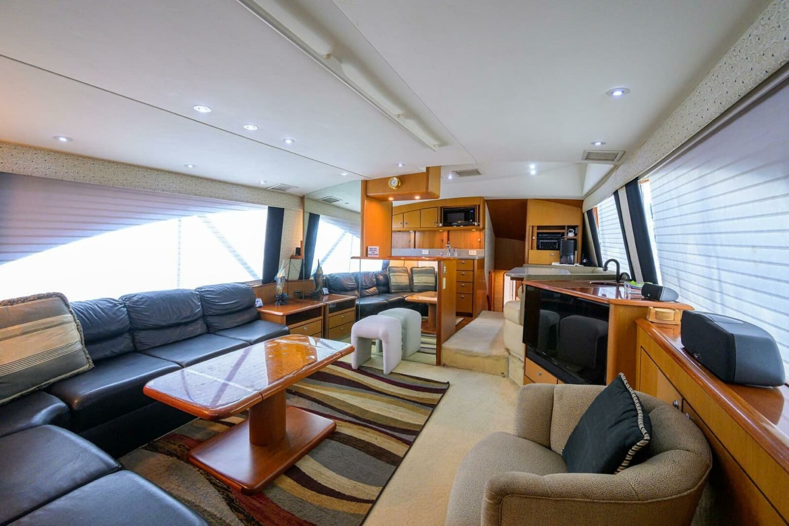 2001 Ocean Yachts 56 Super Sport - Photo 15