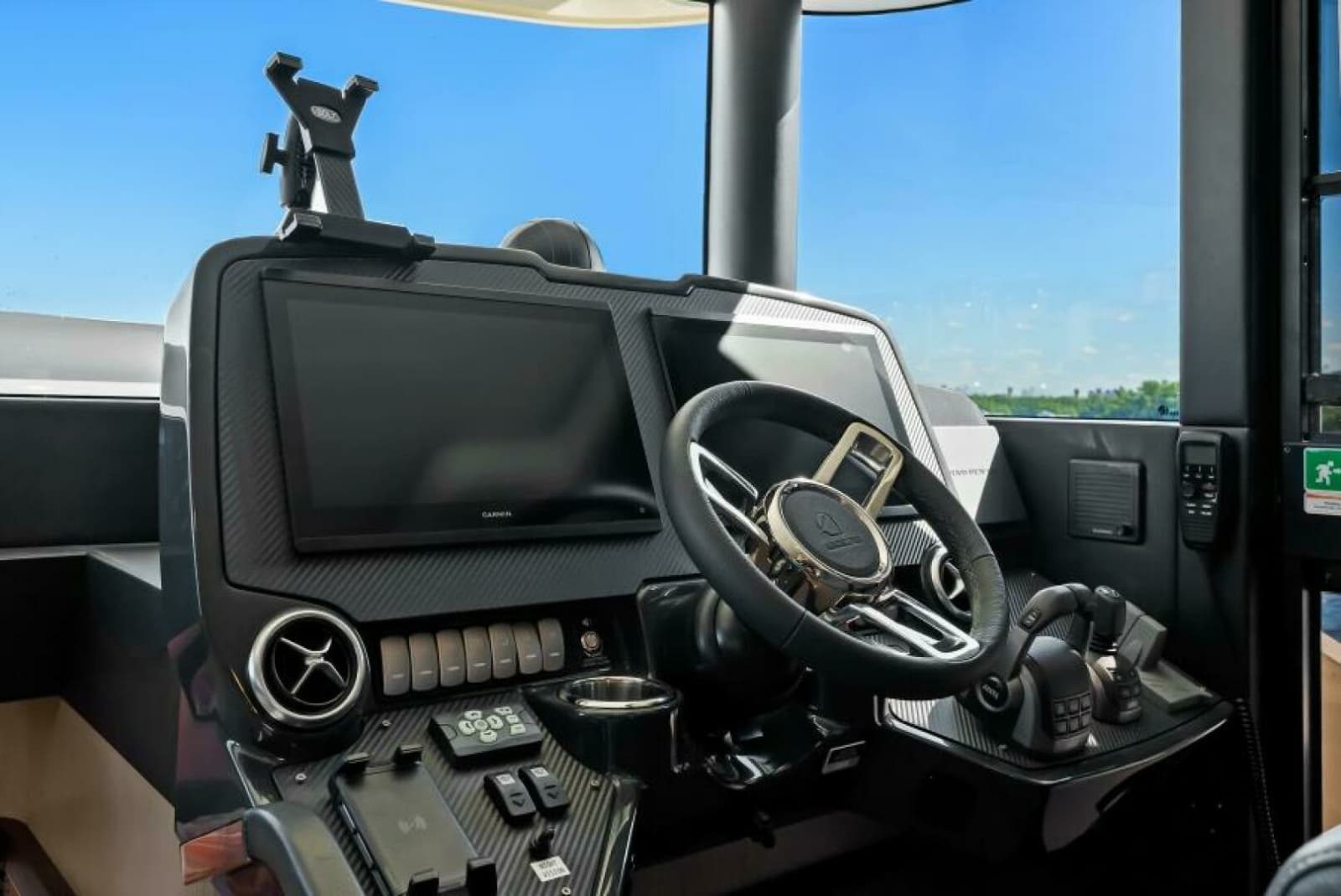 2025 Absolute Navetta 53 - Photo 8