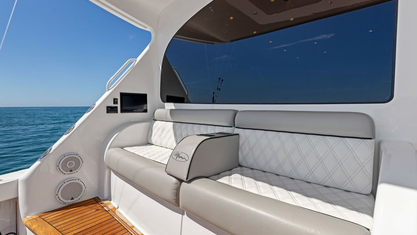 2024 Viking 54 Convertible - Photo 16