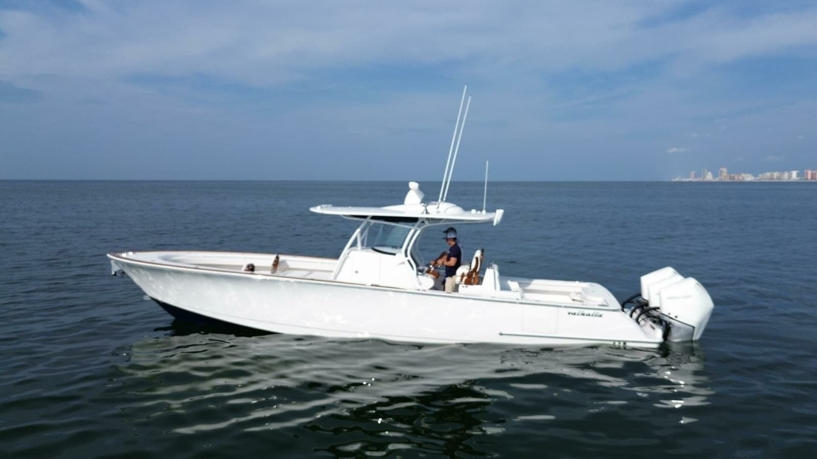 2022 Valhalla Boatworks V-37 - Photo 1