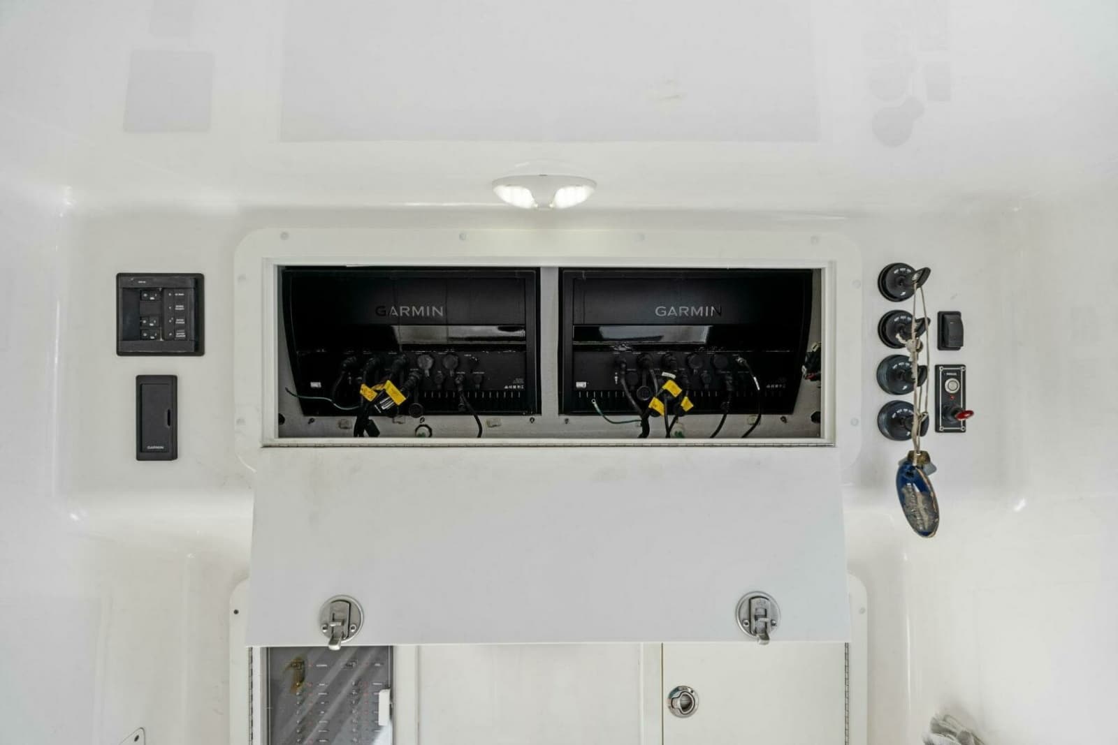 2019 Invincible 42 Open Fisherman - Photo 21