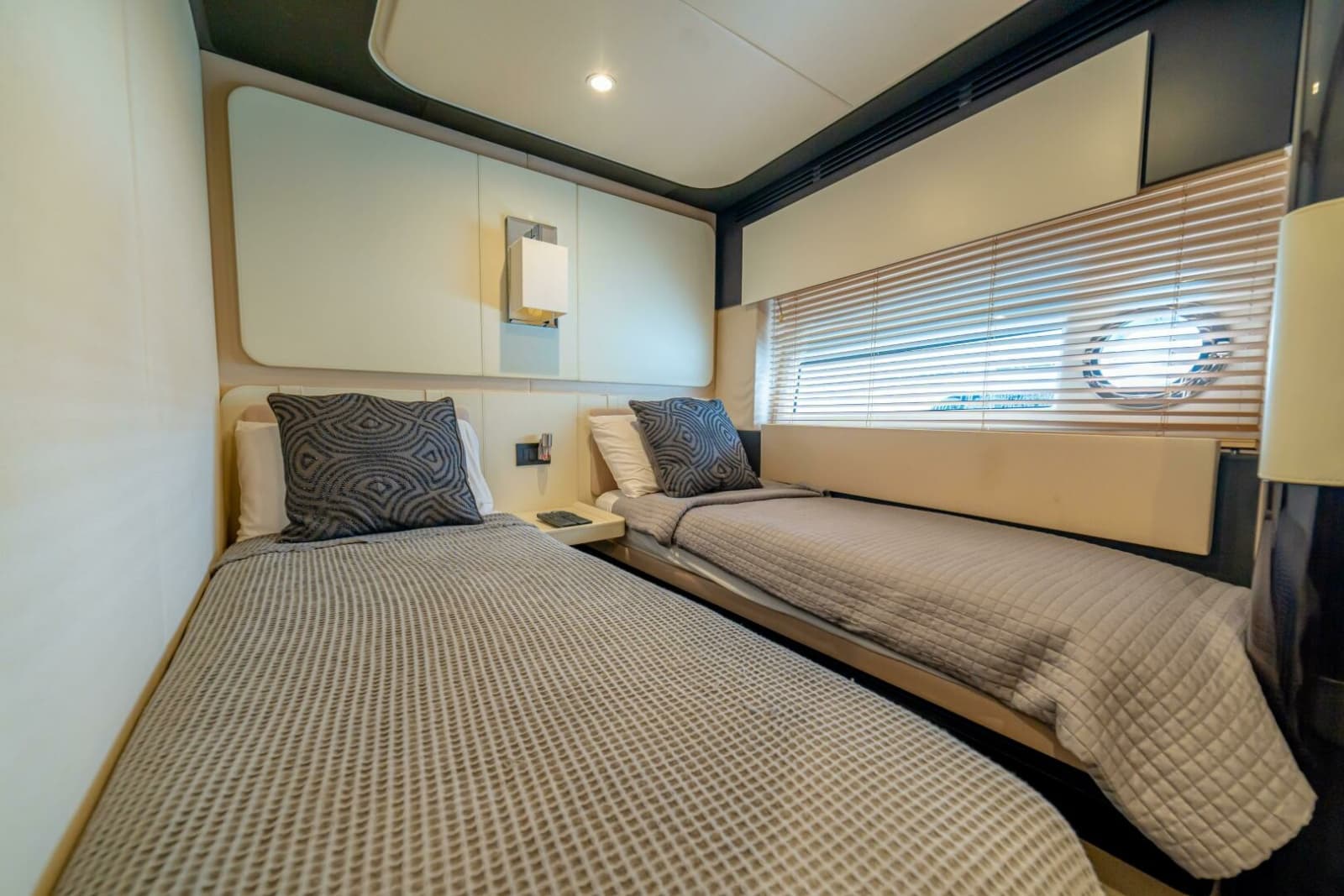 2017 Azimut 77S - Photo 78