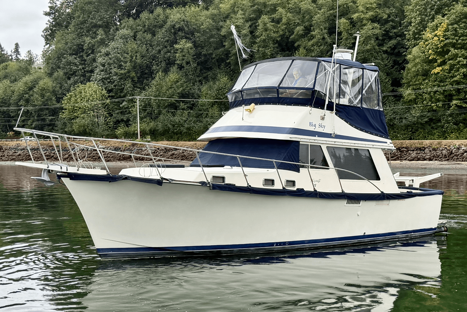 1982 Tollycraft 37 Sedan - Photo 1