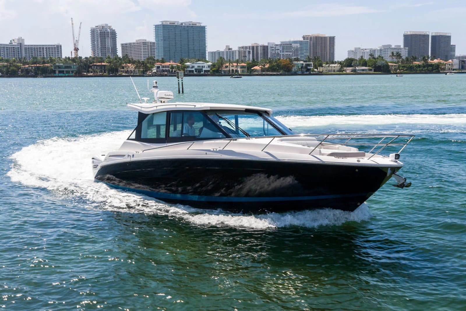2024 Regal 36 XO - Photo 3