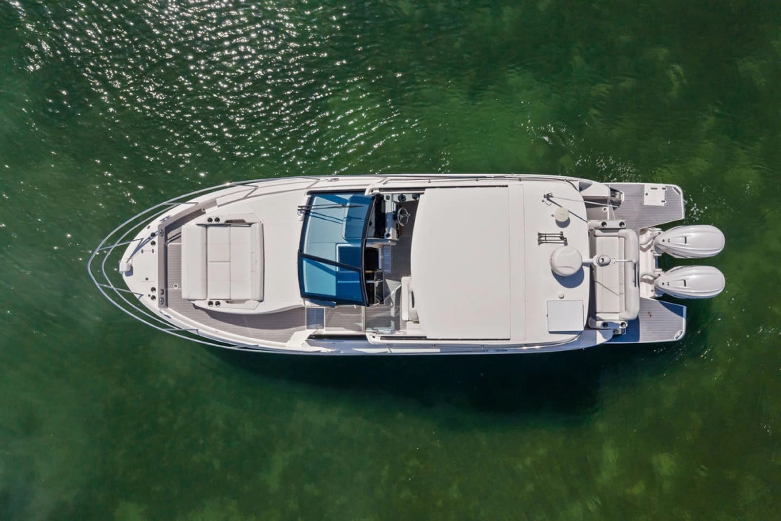 2024 Regal 36 XO - Photo 6