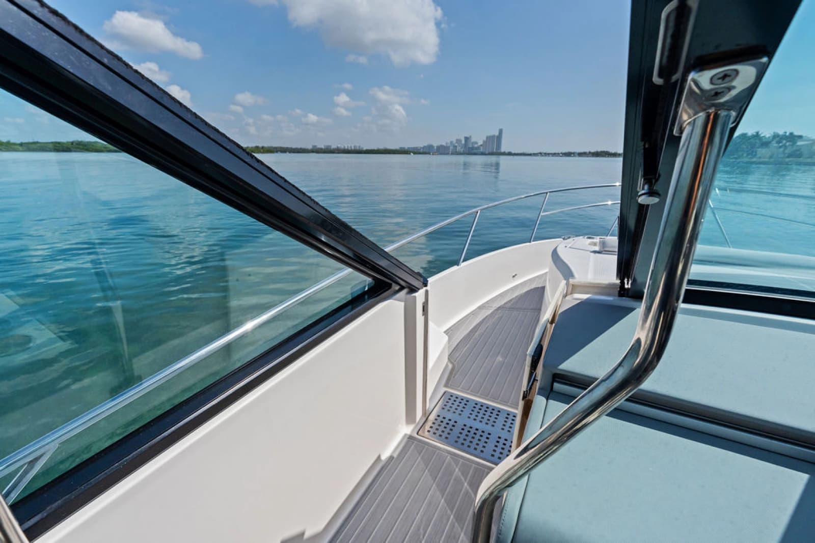 2024 Regal 36 XO - Photo 25