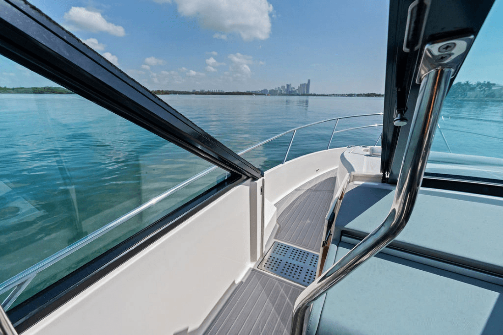 2024 Regal 36 XO - Photo 25