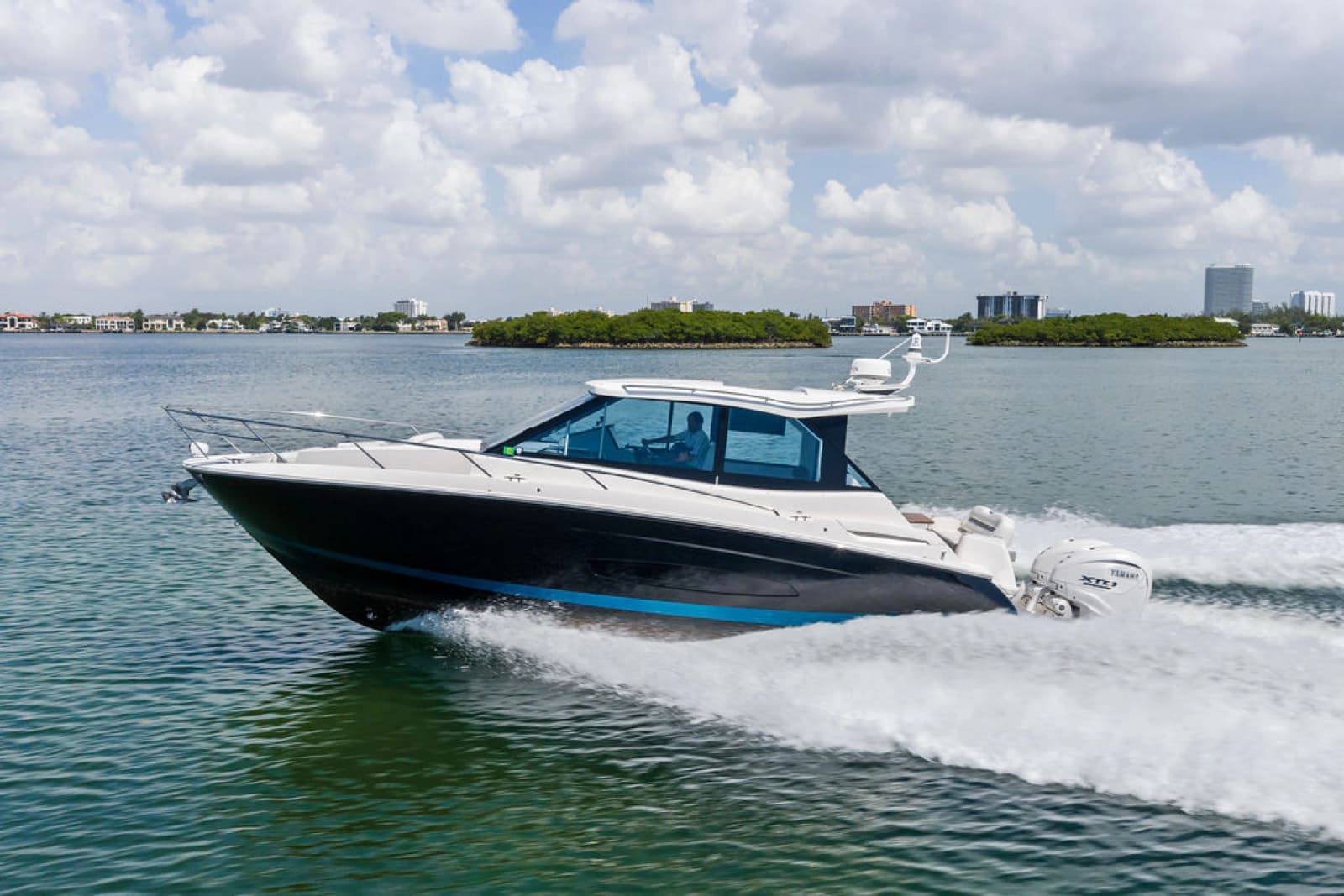 2024 Regal 36 XO - Photo 4