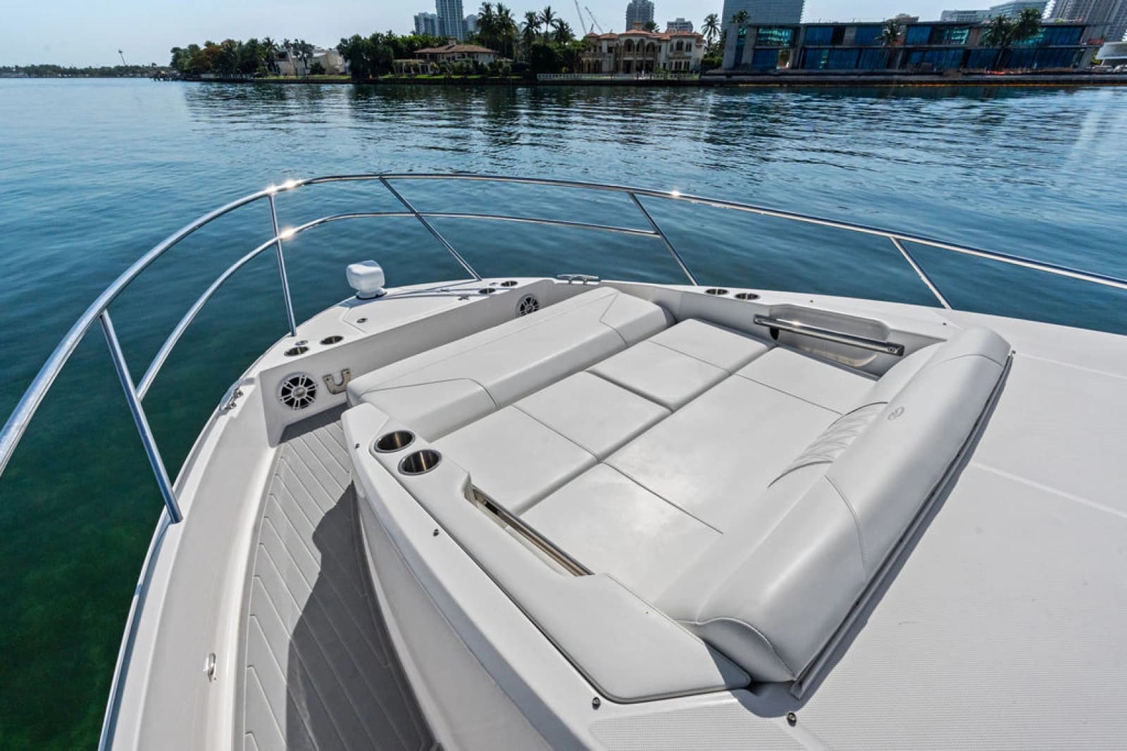 2024 Regal 36 XO - Photo 27