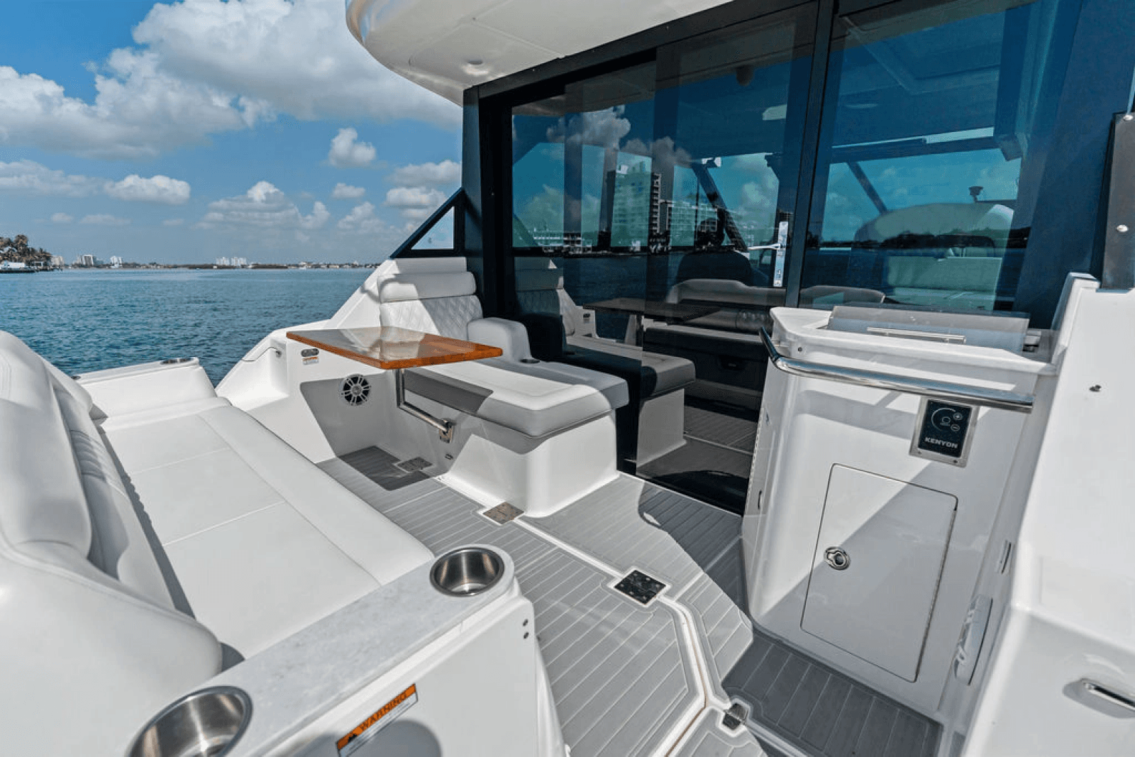 2024 Regal 36 XO - Photo 13