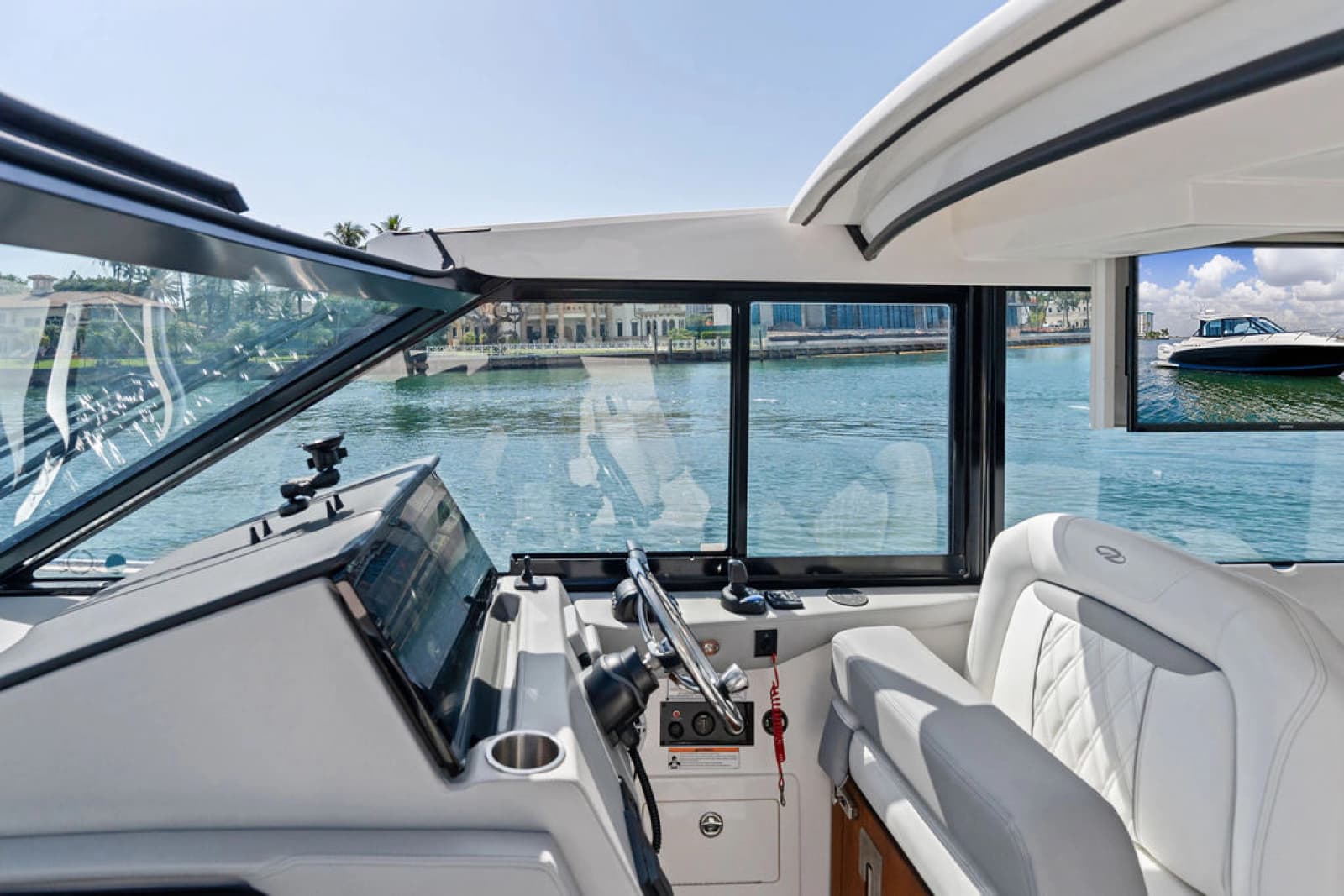 2024 Regal 36 XO - Photo 22