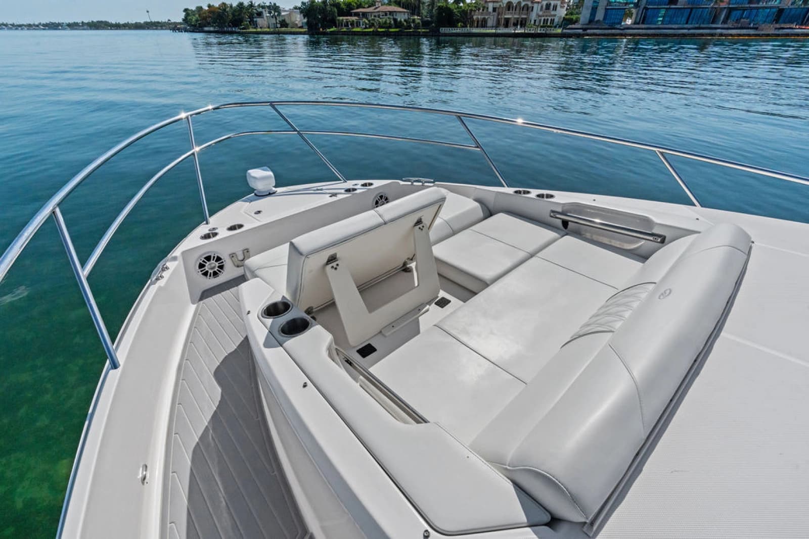 2024 Regal 36 XO - Photo 29