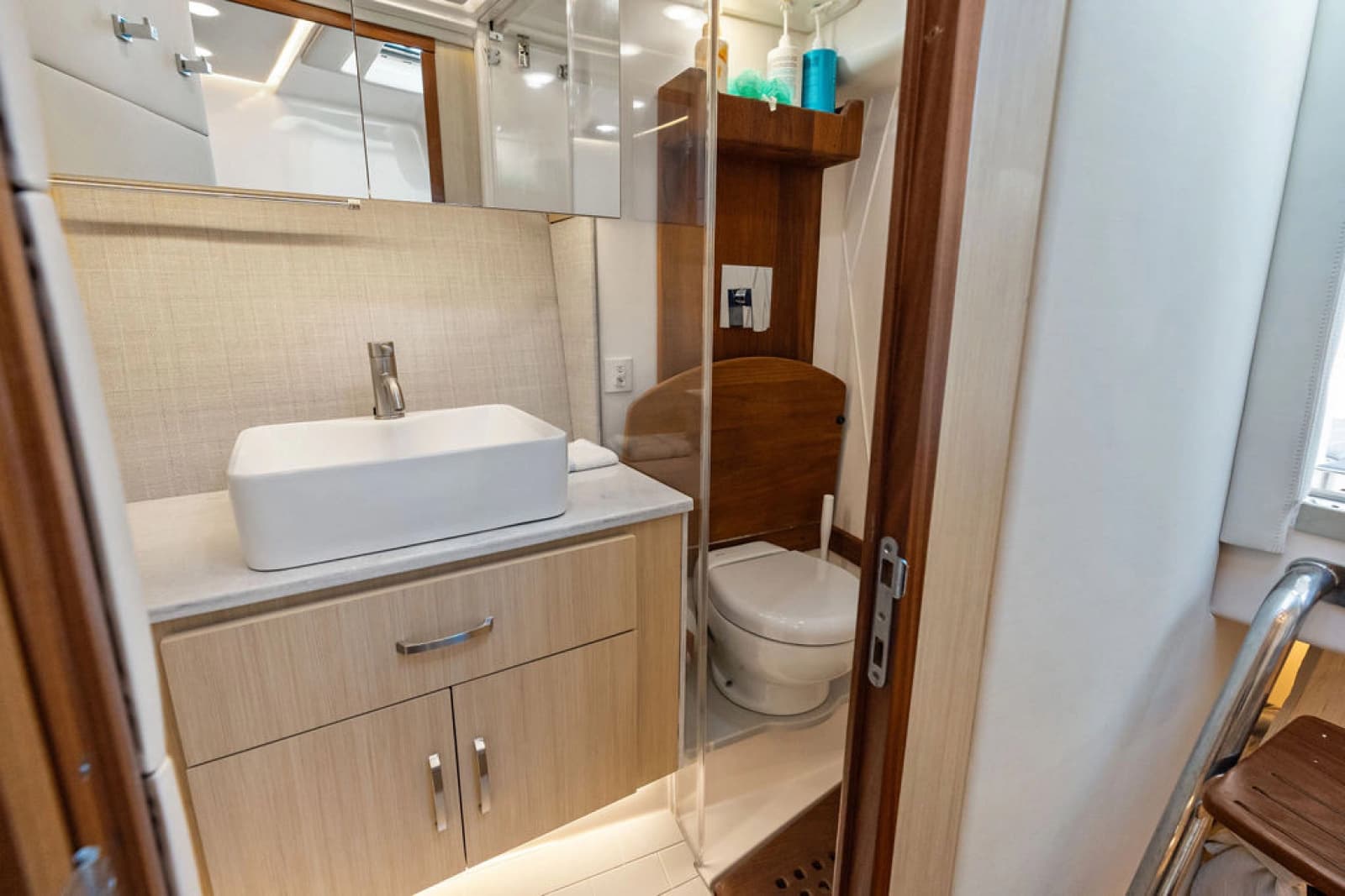 2024 Regal 36 XO - Photo 39