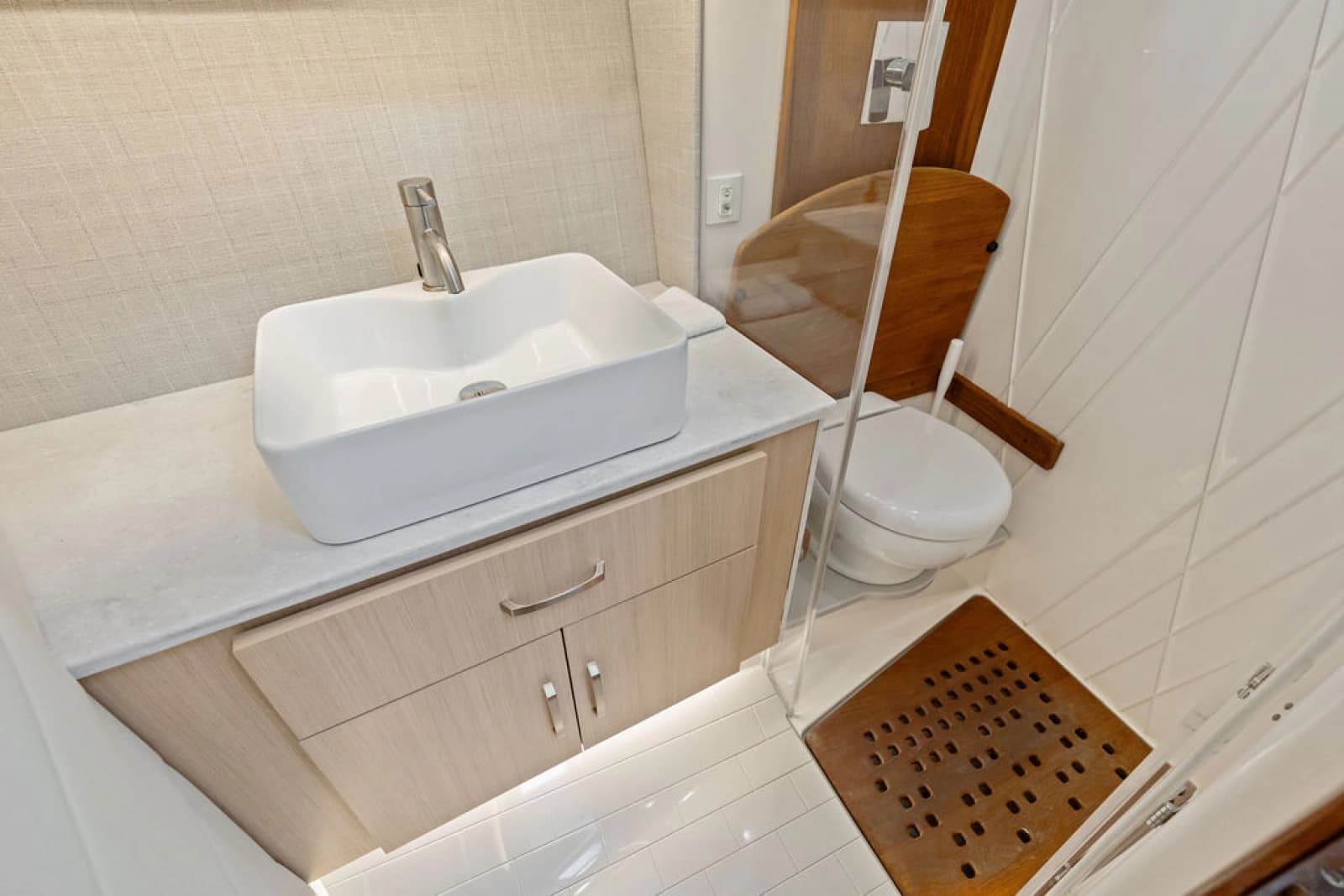 2024 Regal 36 XO - Photo 40