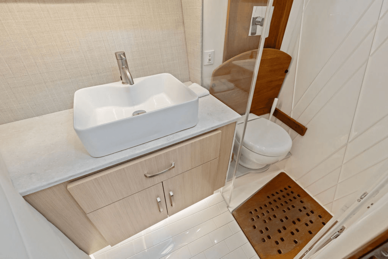 2024 Regal 36 XO - Photo 40
