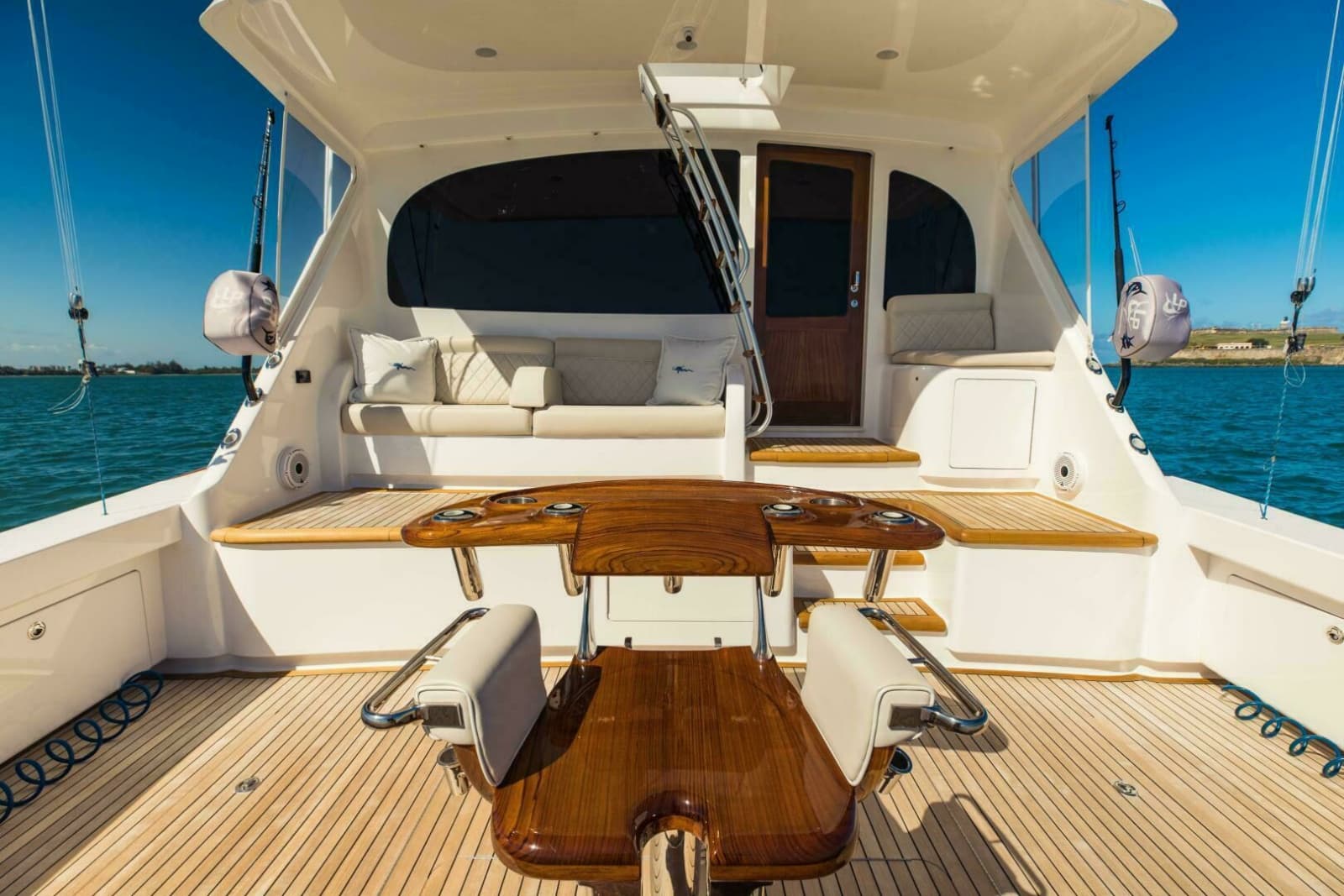 2020 Viking 72 Enclosed Bridge - Photo 42