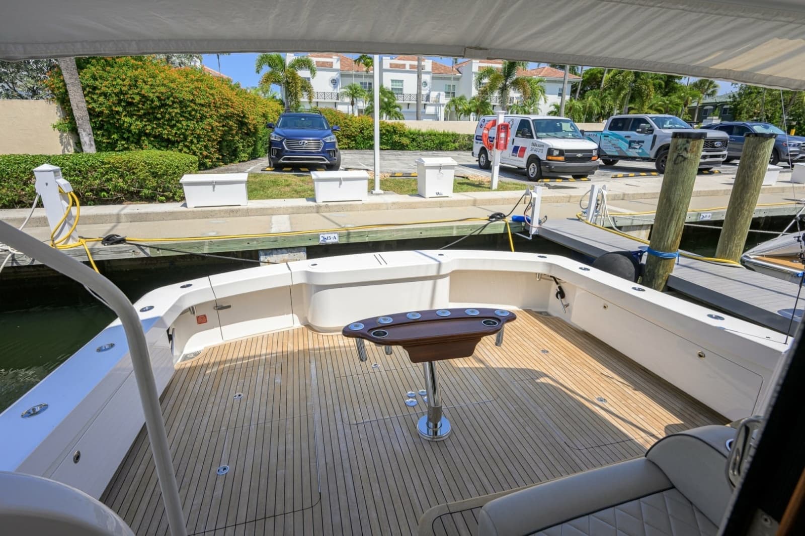 2021 Viking 58 Convertible - Photo 25