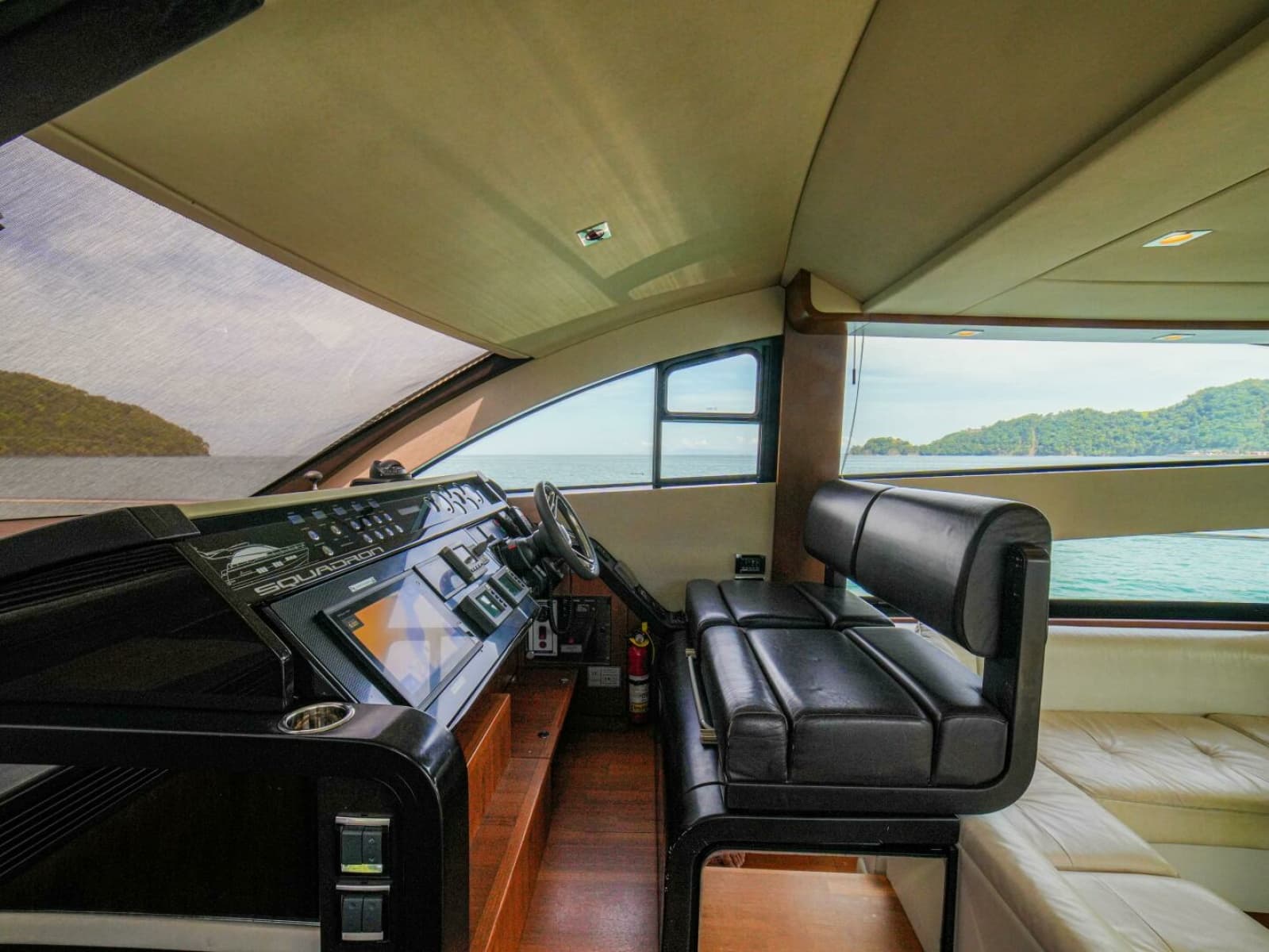 2014 Fairline 50 - Photo 23