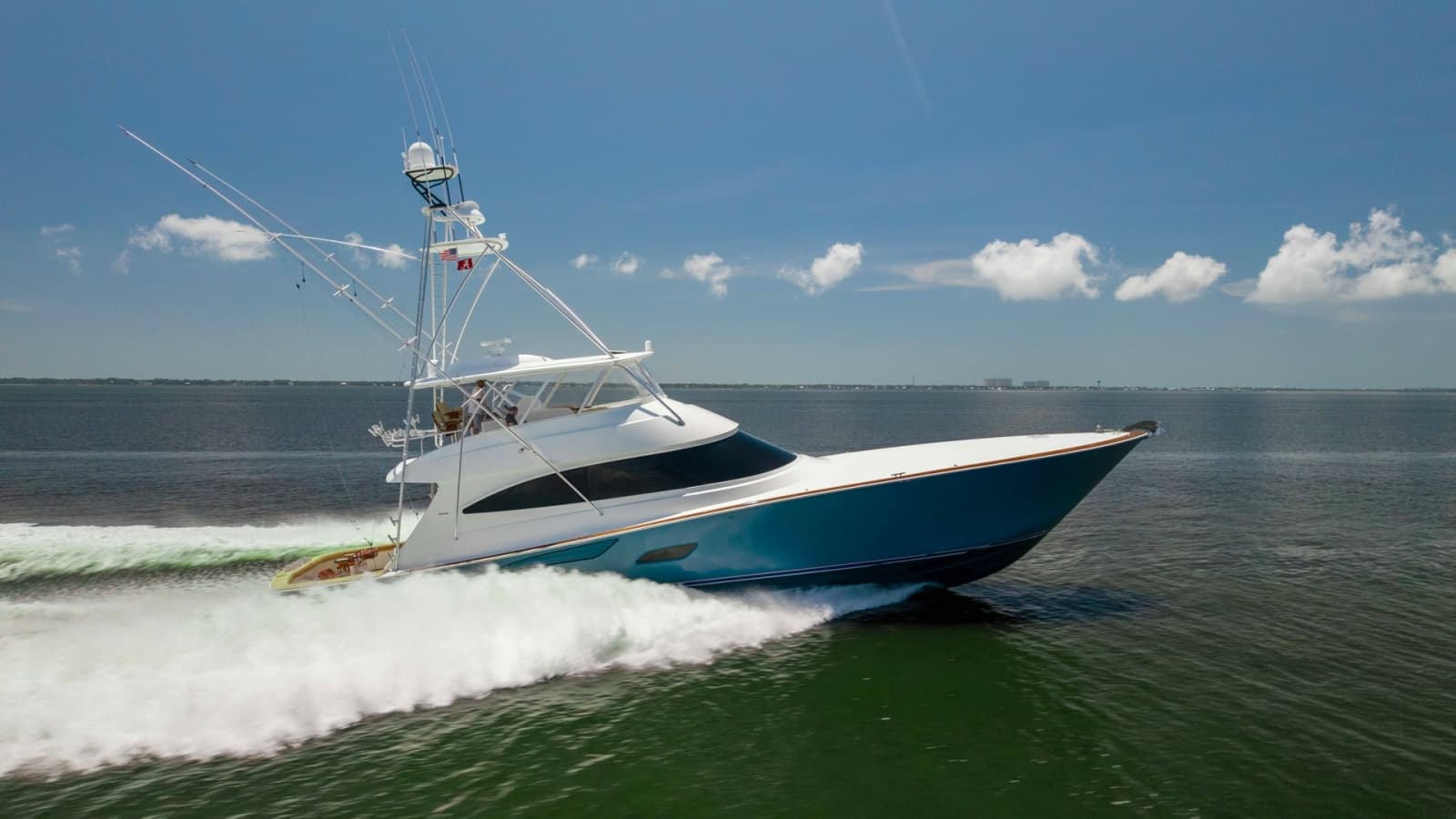 2016 Viking 80 Convertible - Photo 66