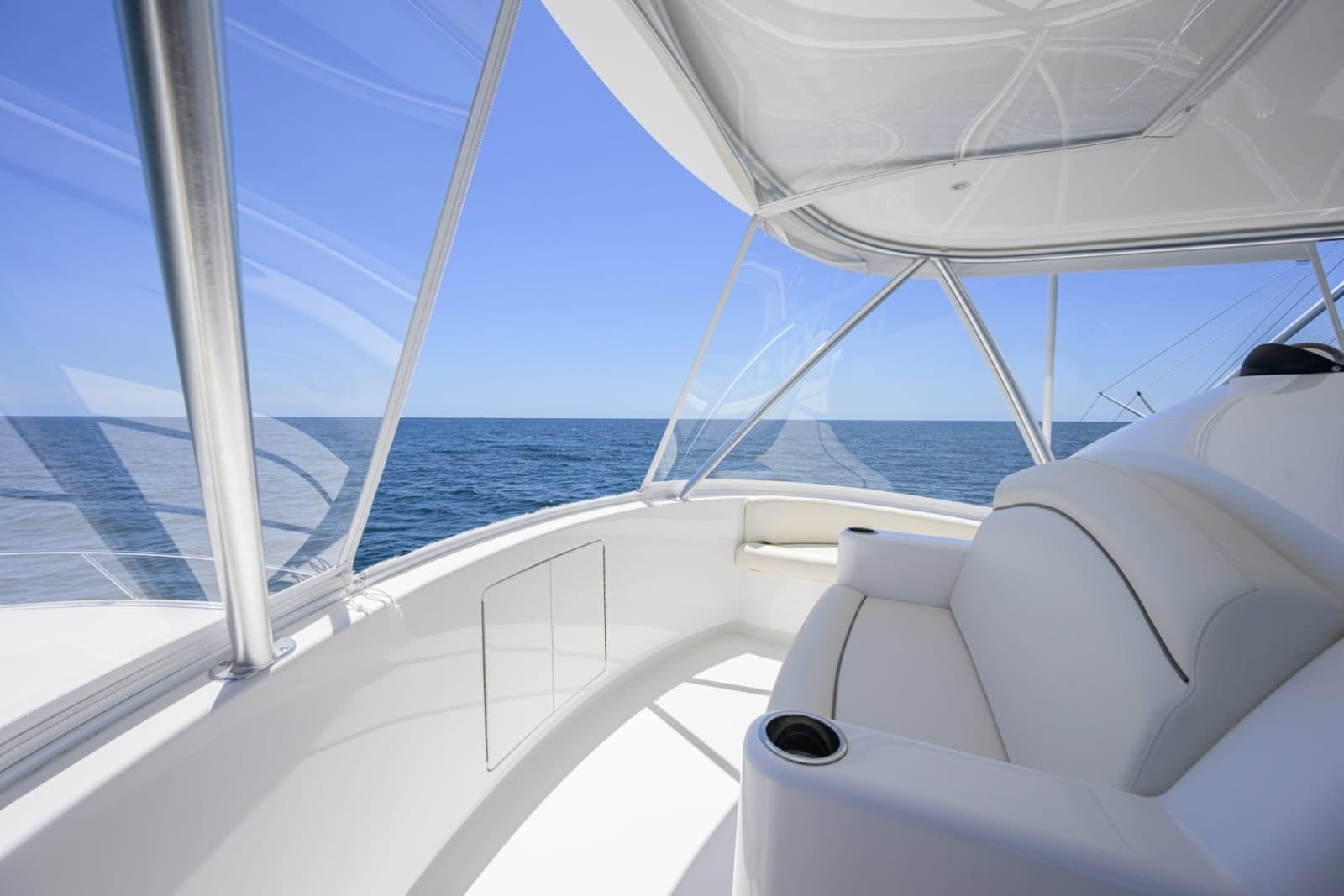 2024 Viking 54 Convertible - Photo 38