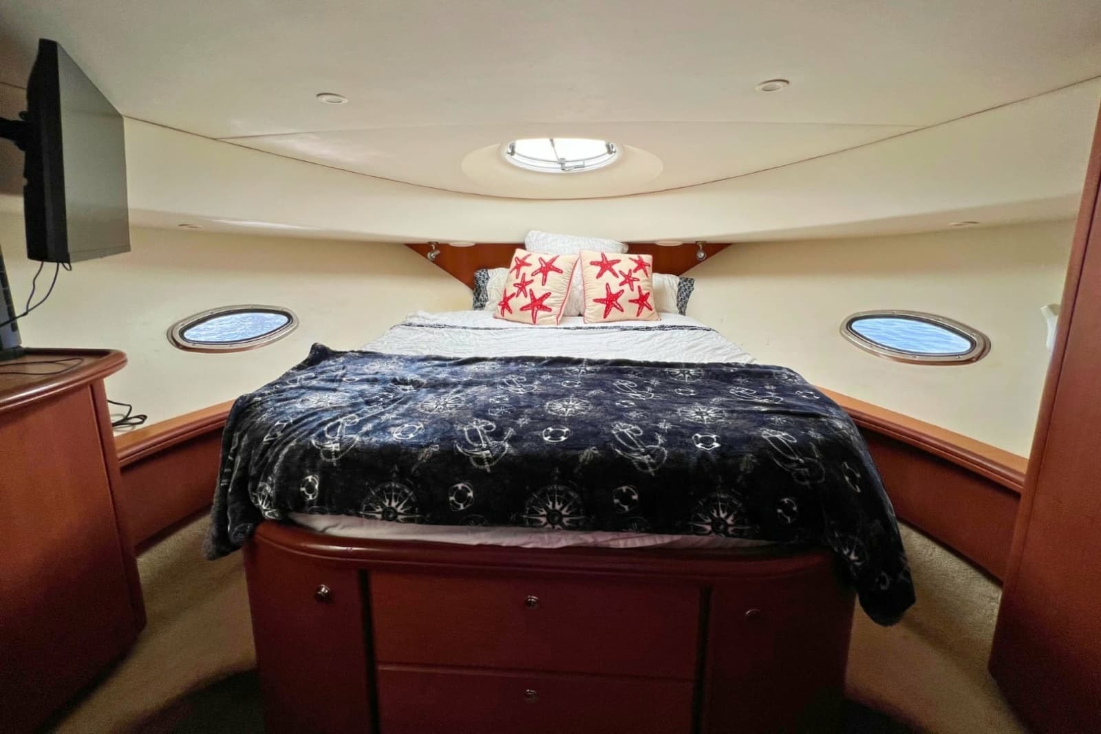 2005 Silverton Convertible - Photo 18