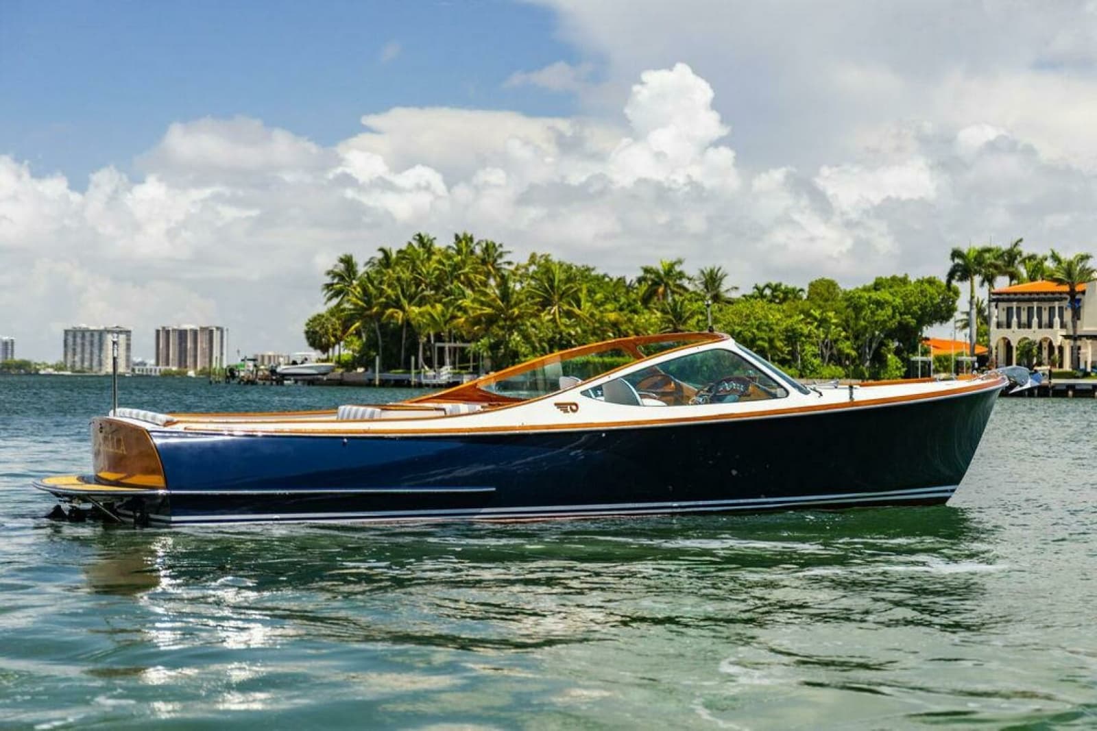 2004 Hinckley Talaria 29 R - Photo 1