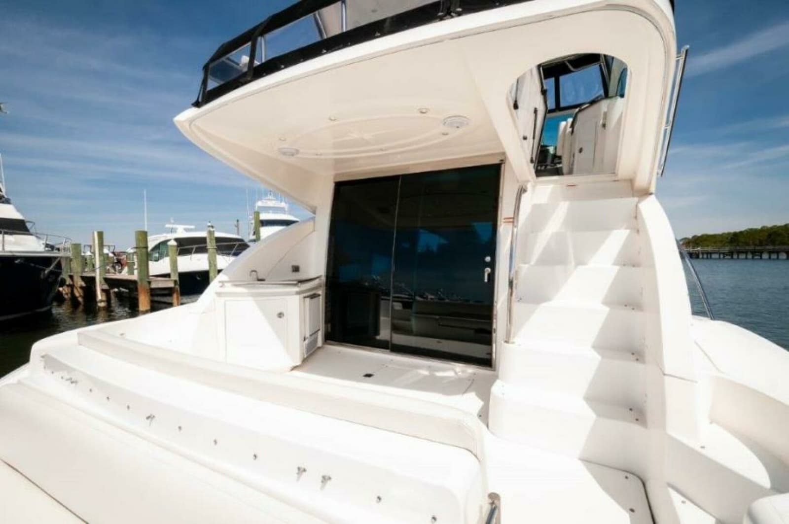 2006 Cruisers Yachts 477 Sport Sedan - Photo 30