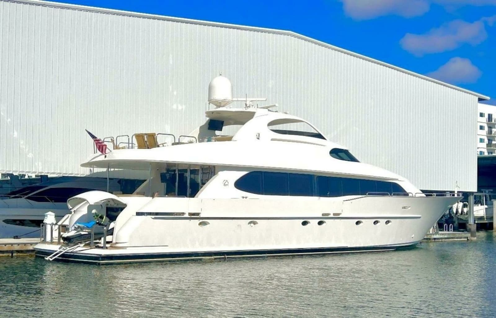 2001 Lazzara Yachts 94 Motor Yacht - Photo 151