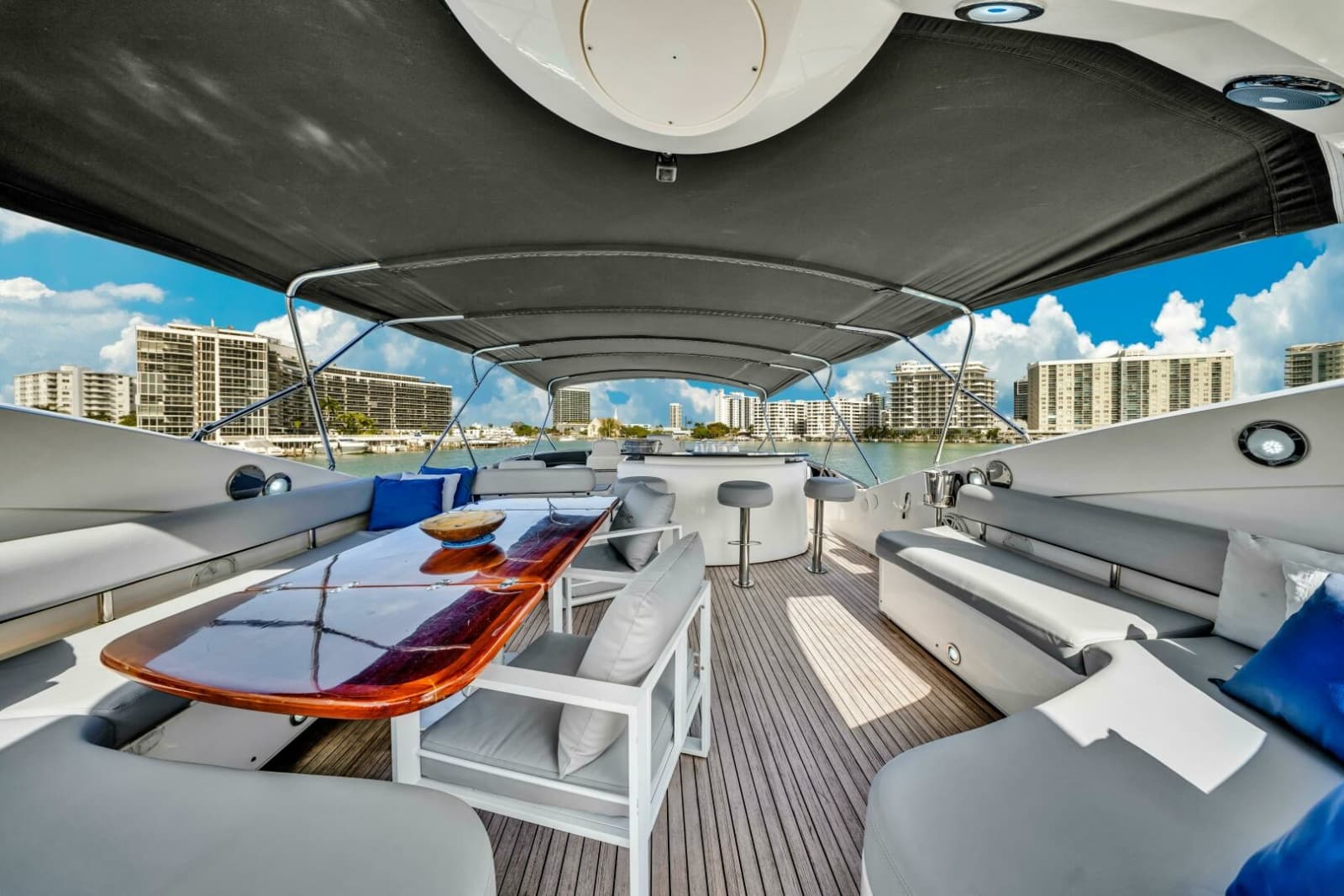 2003 Sunseeker 94 Motor Yacht - Photo 11