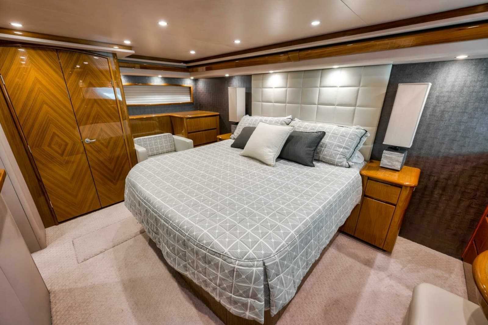 2011 Viking 76 Enclosed Bridge - Photo 51