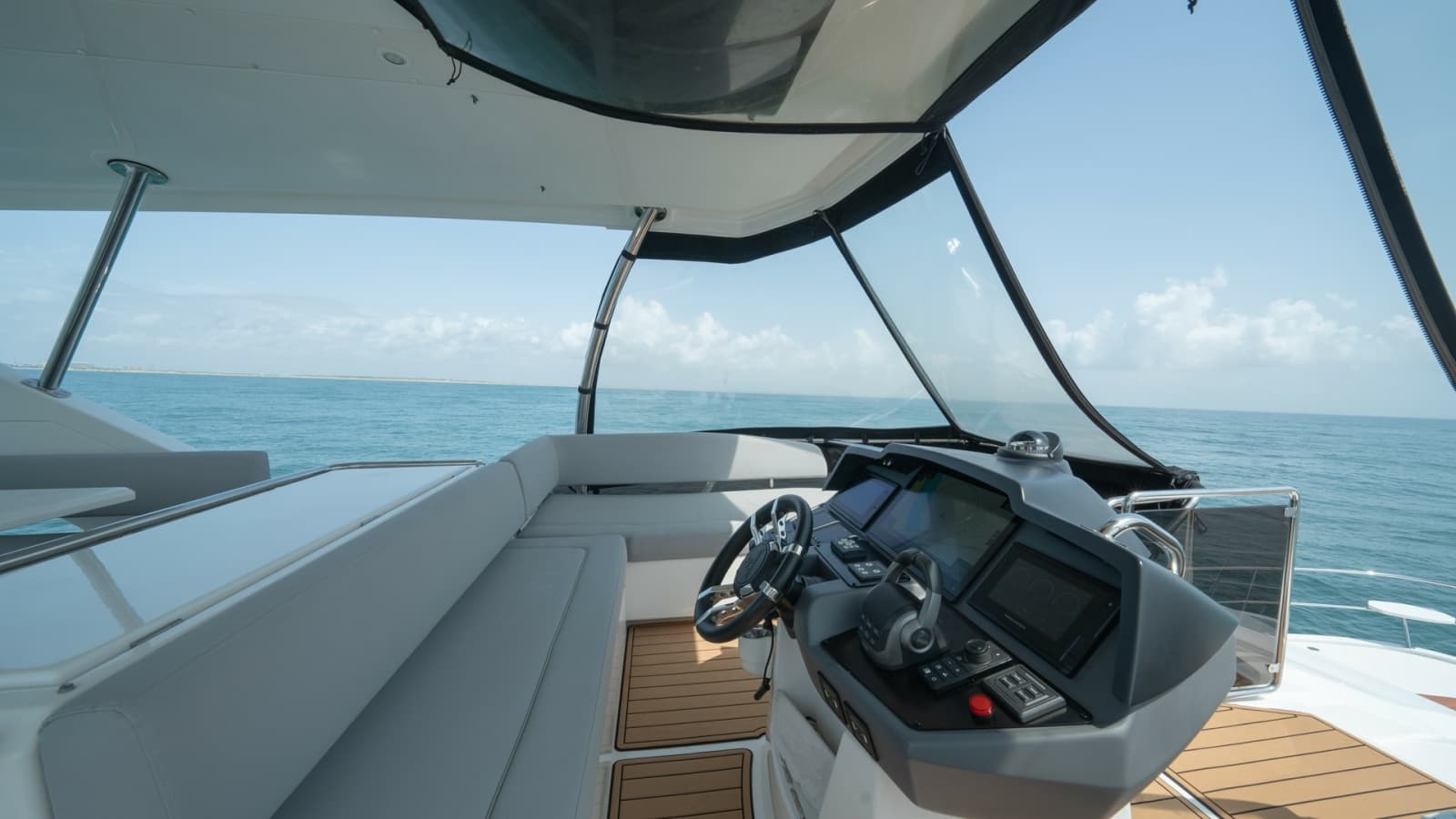 2021 Aquila 44 Motor Yacht - Photo 41