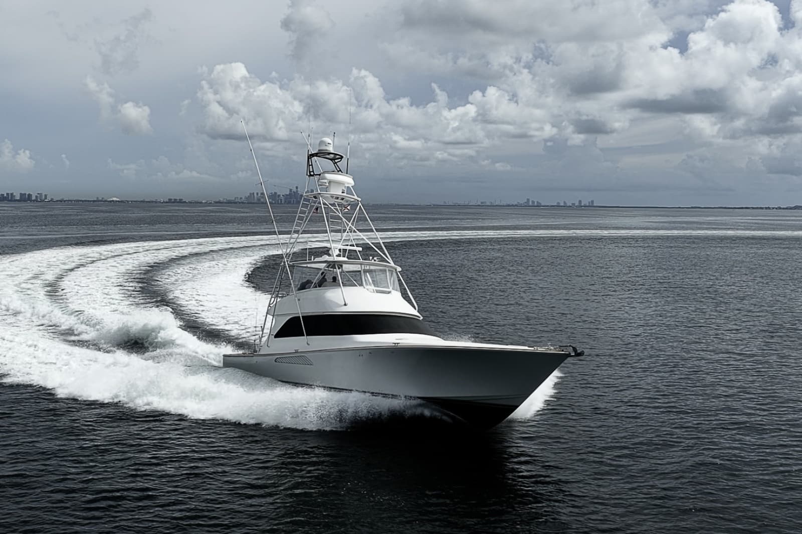 2007 Viking 64 Convertible - Photo 115