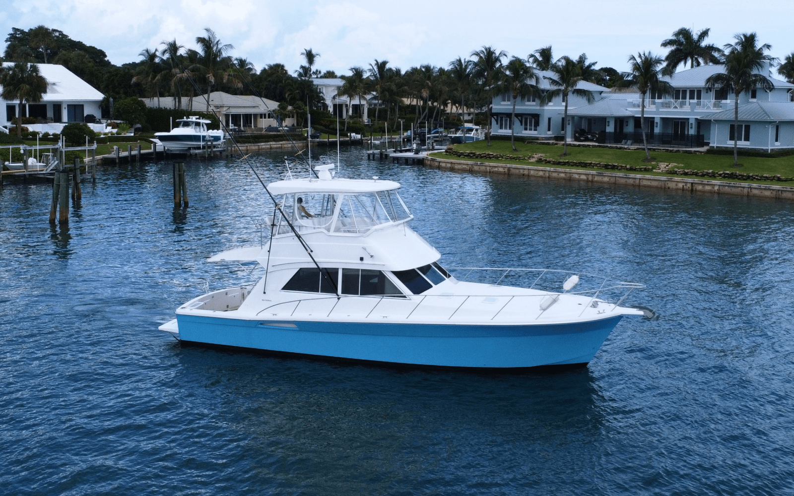 2001 Riviera 43  Convertible - Photo 4