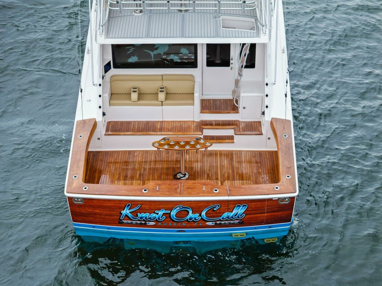 2006 Viking 61 Convertible - Photo 81