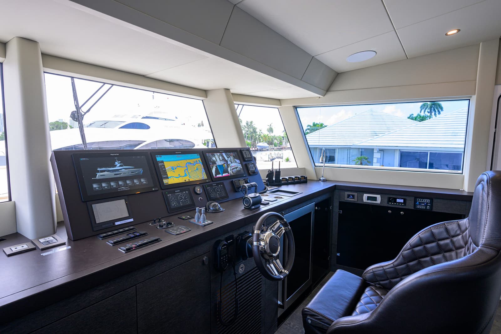 2023 Numarine 26XP - Photo 26