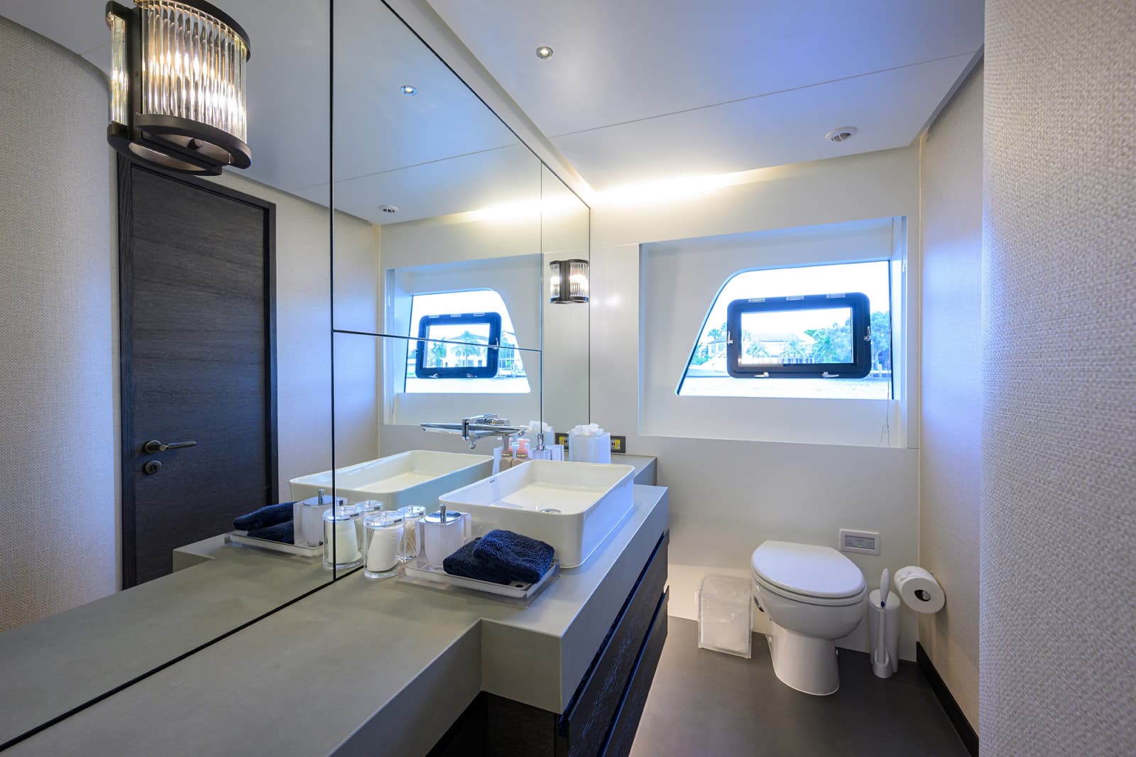 2023 Numarine 26XP - Photo 35