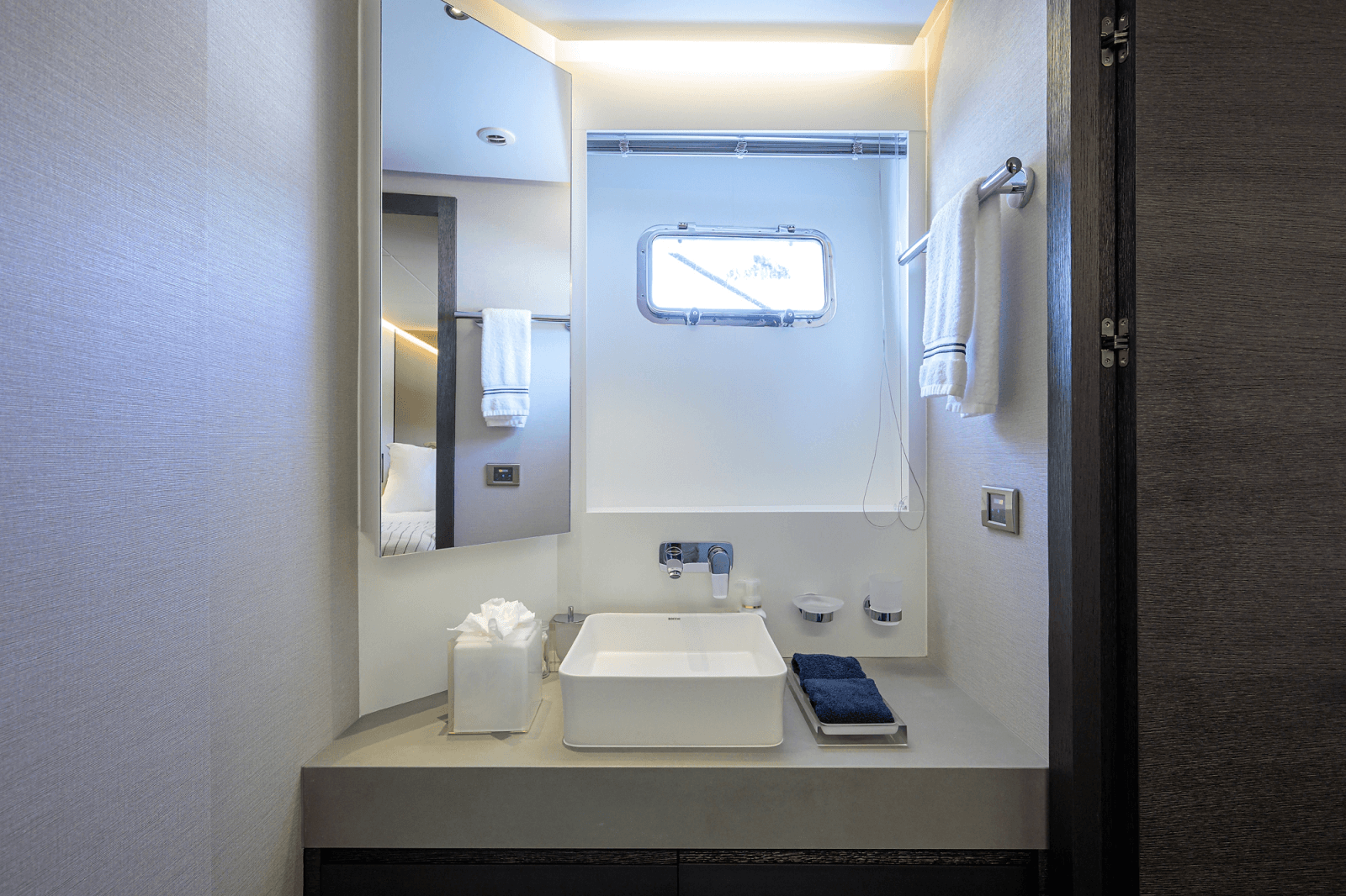 2023 Numarine 26XP - Photo 44