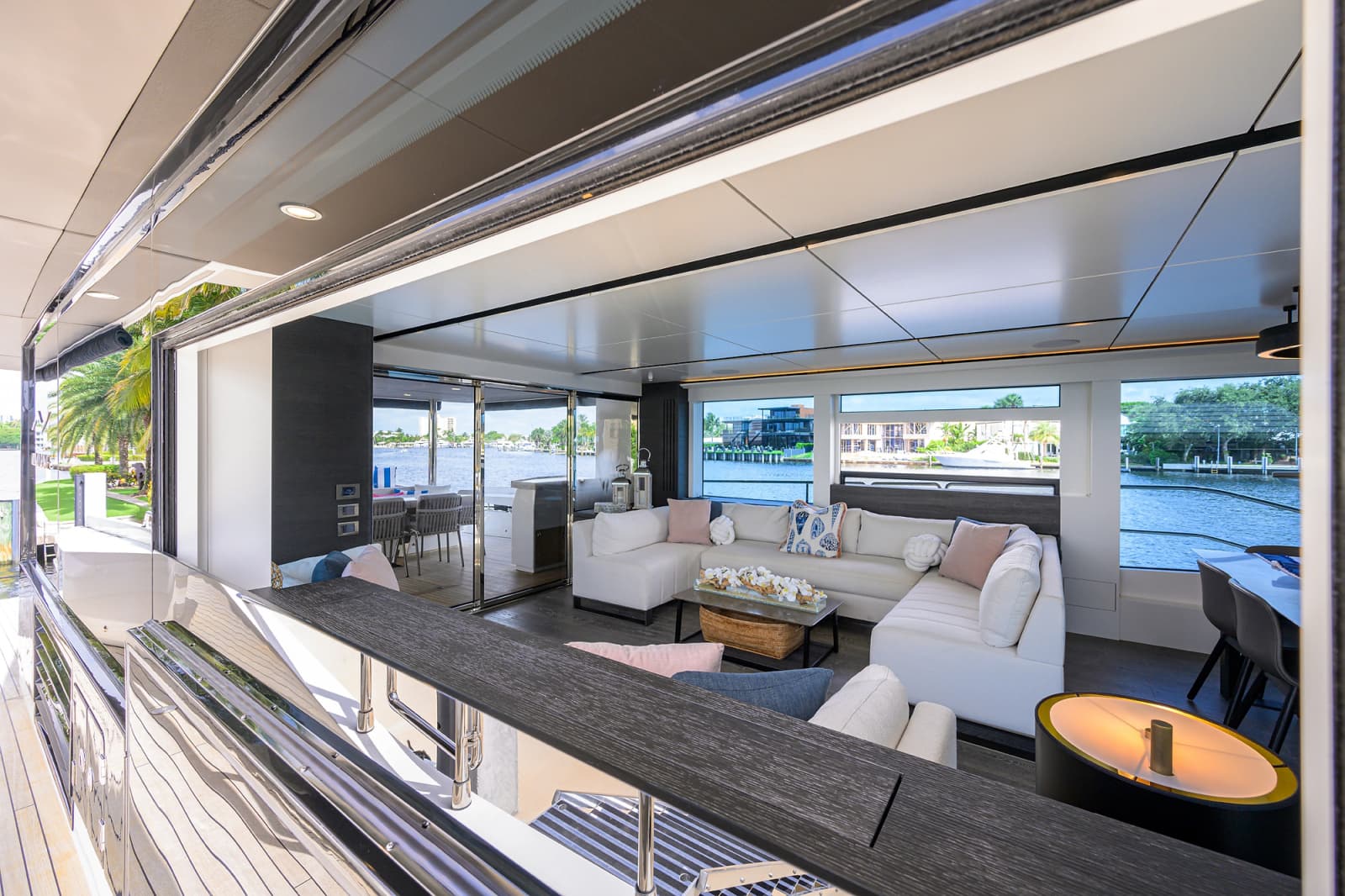 2023 Numarine 26XP - Photo 18
