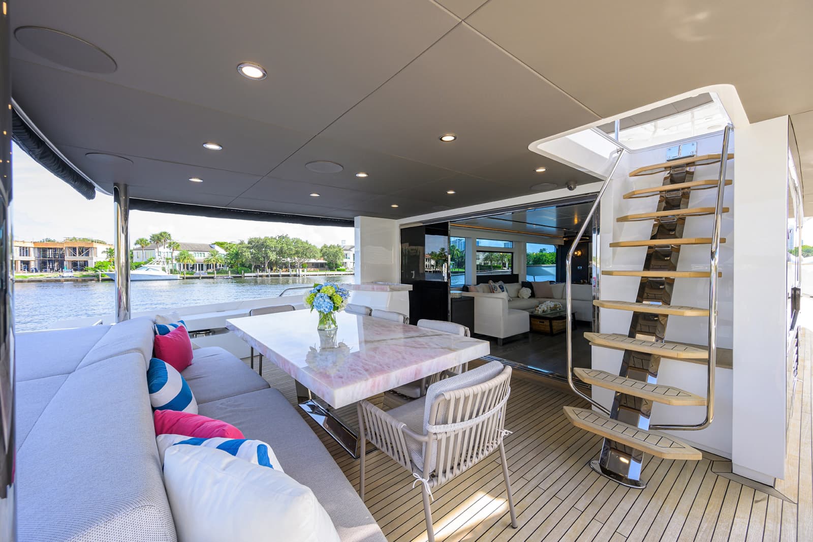2023 Numarine 26XP - Photo 7