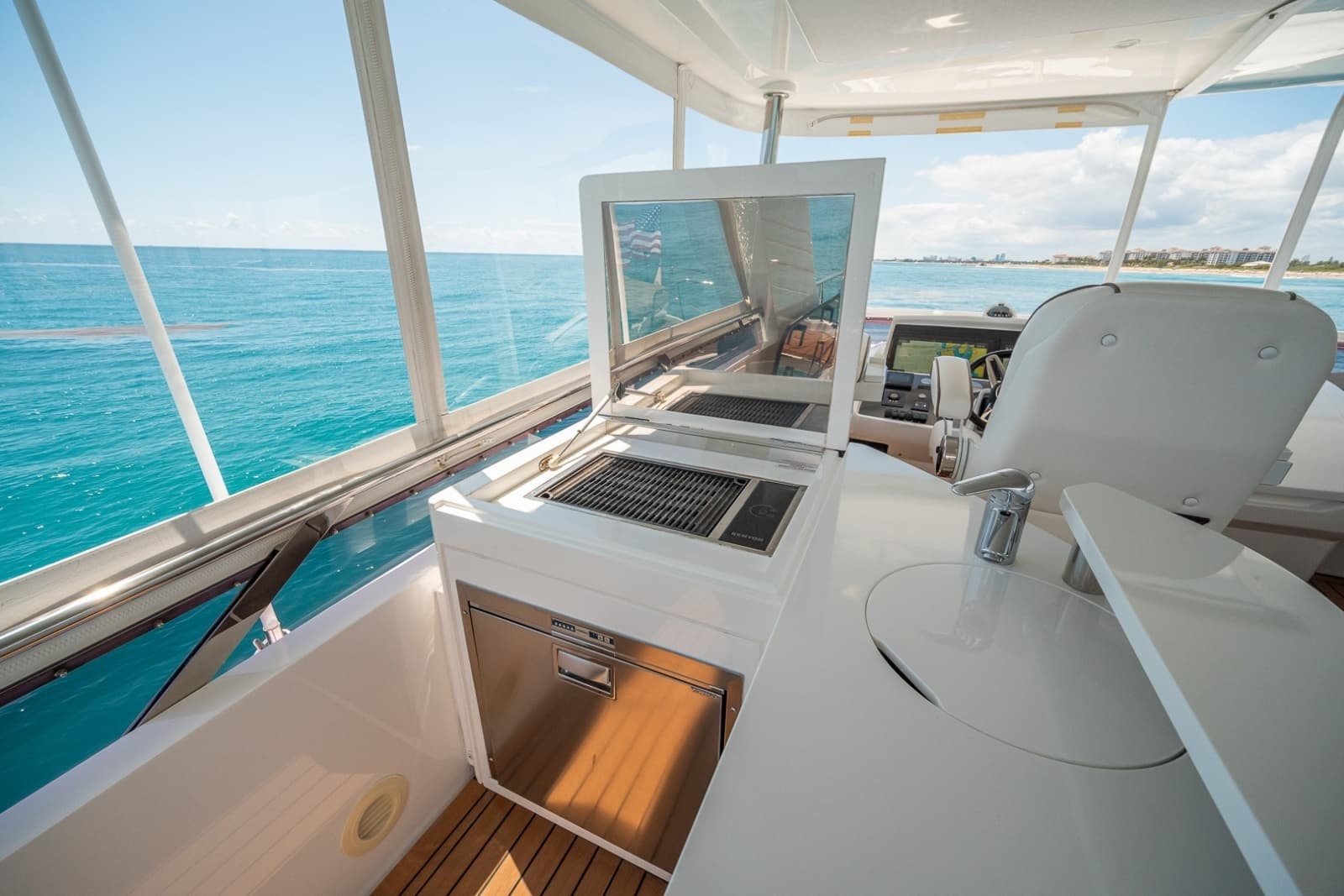 2017 Princess 68 Flybridge - Photo 70