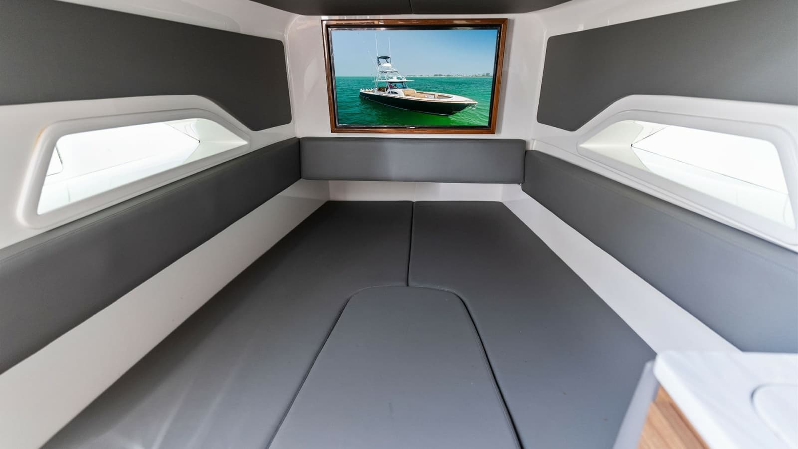 2022 Valhalla Boatworks V-46 - Photo 20