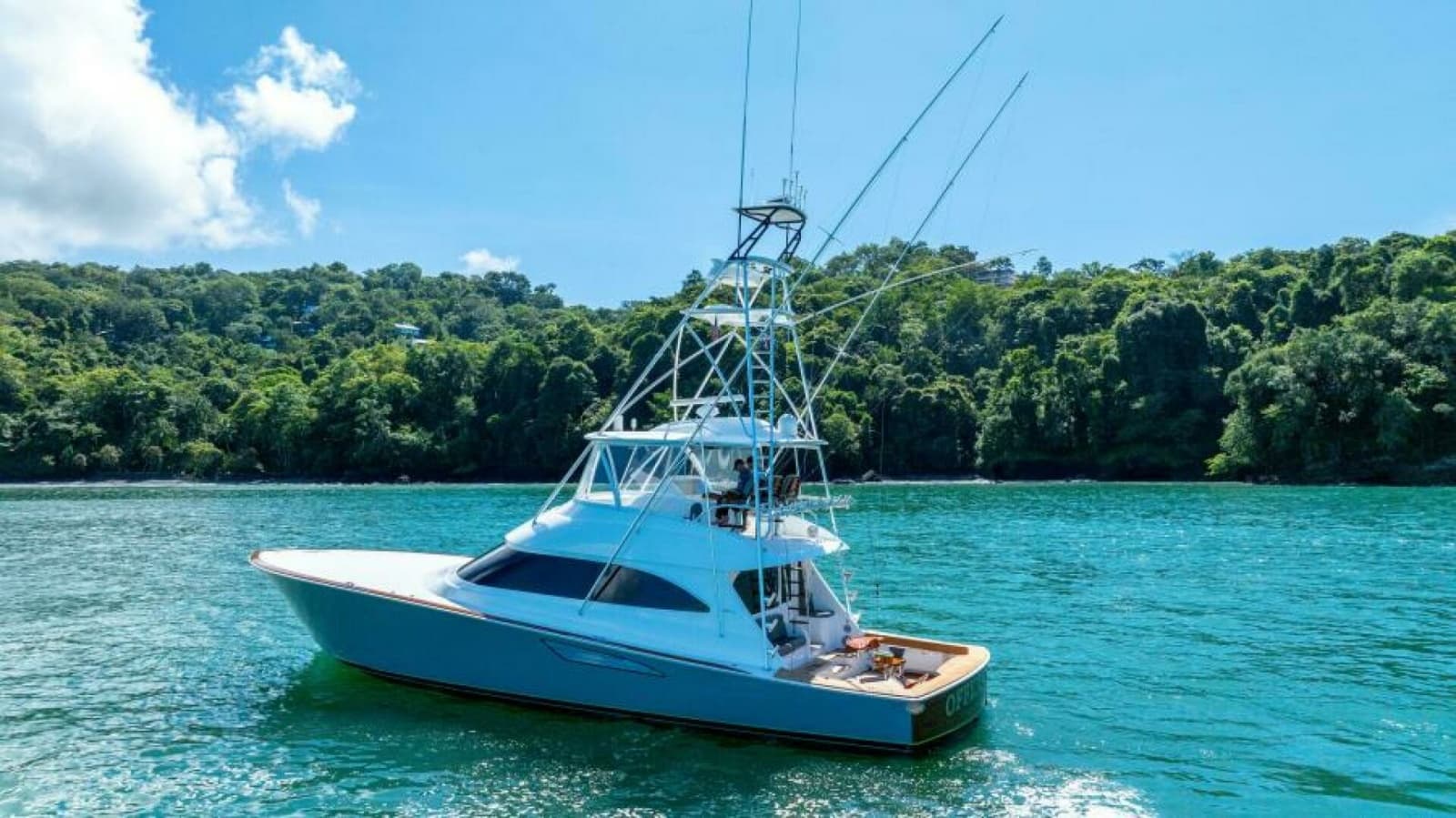 2017 Viking 62 Convertible - Photo 70