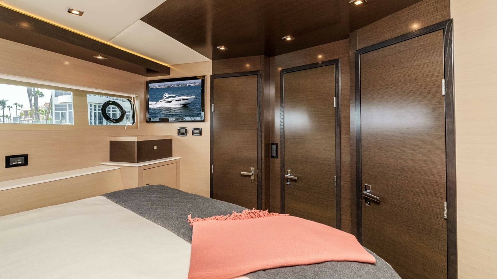 2017 Cruisers 60 Cantius  - Photo 24