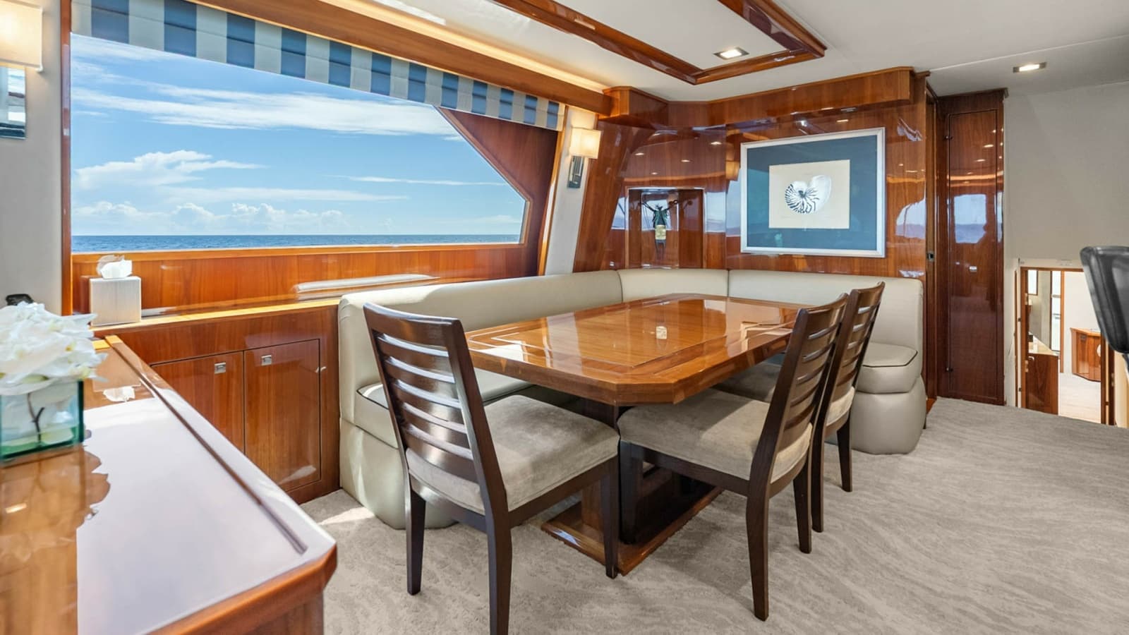 2017 Viking 92 Enclosed Bridge - Photo 12
