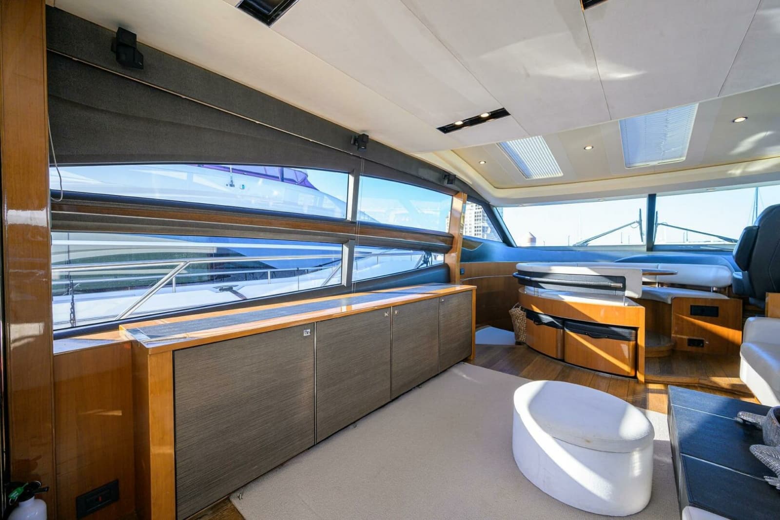 2013 Princess V72 Express Yacht - Photo 9