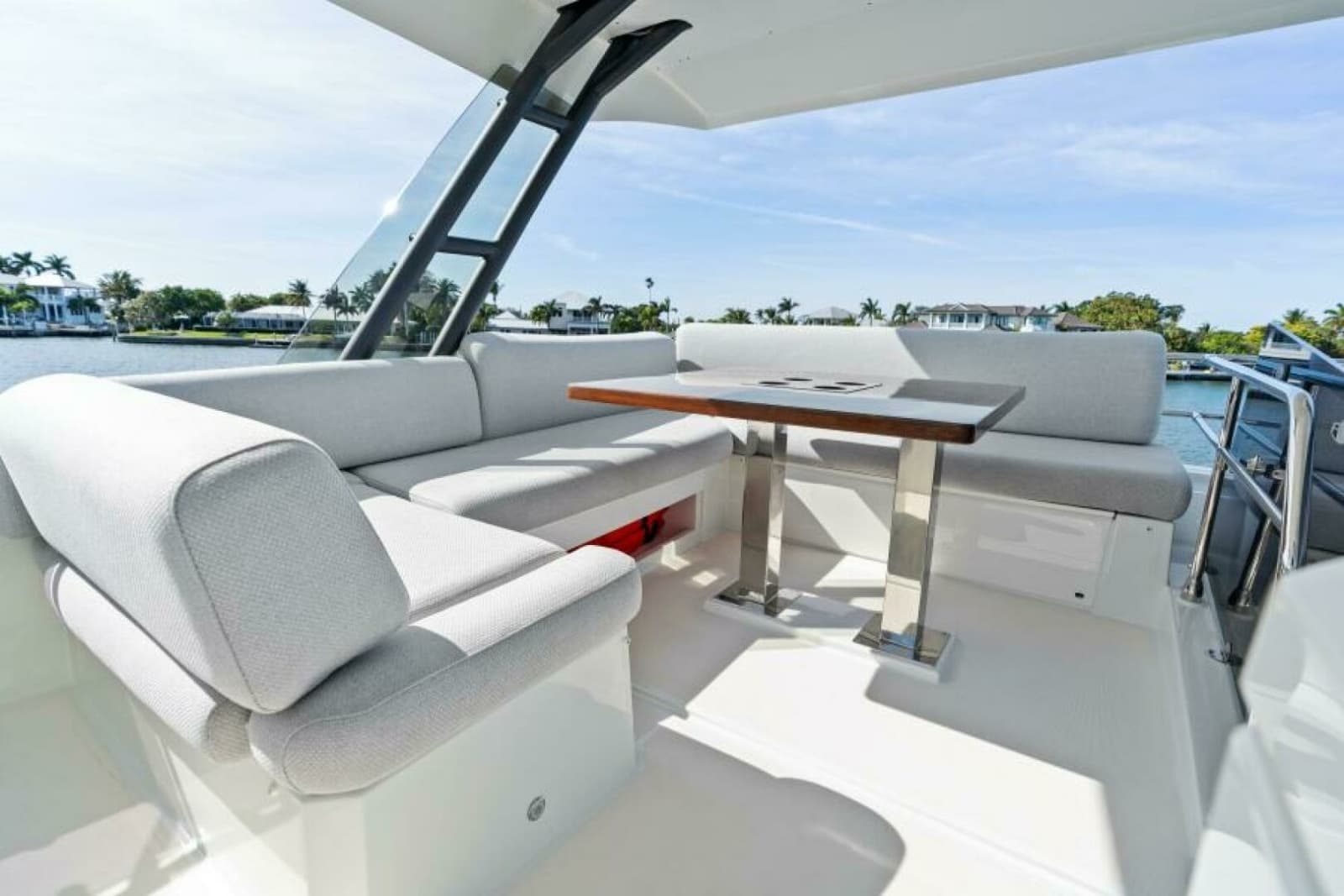 2020 Prestige 520 Flybridge - Photo 55