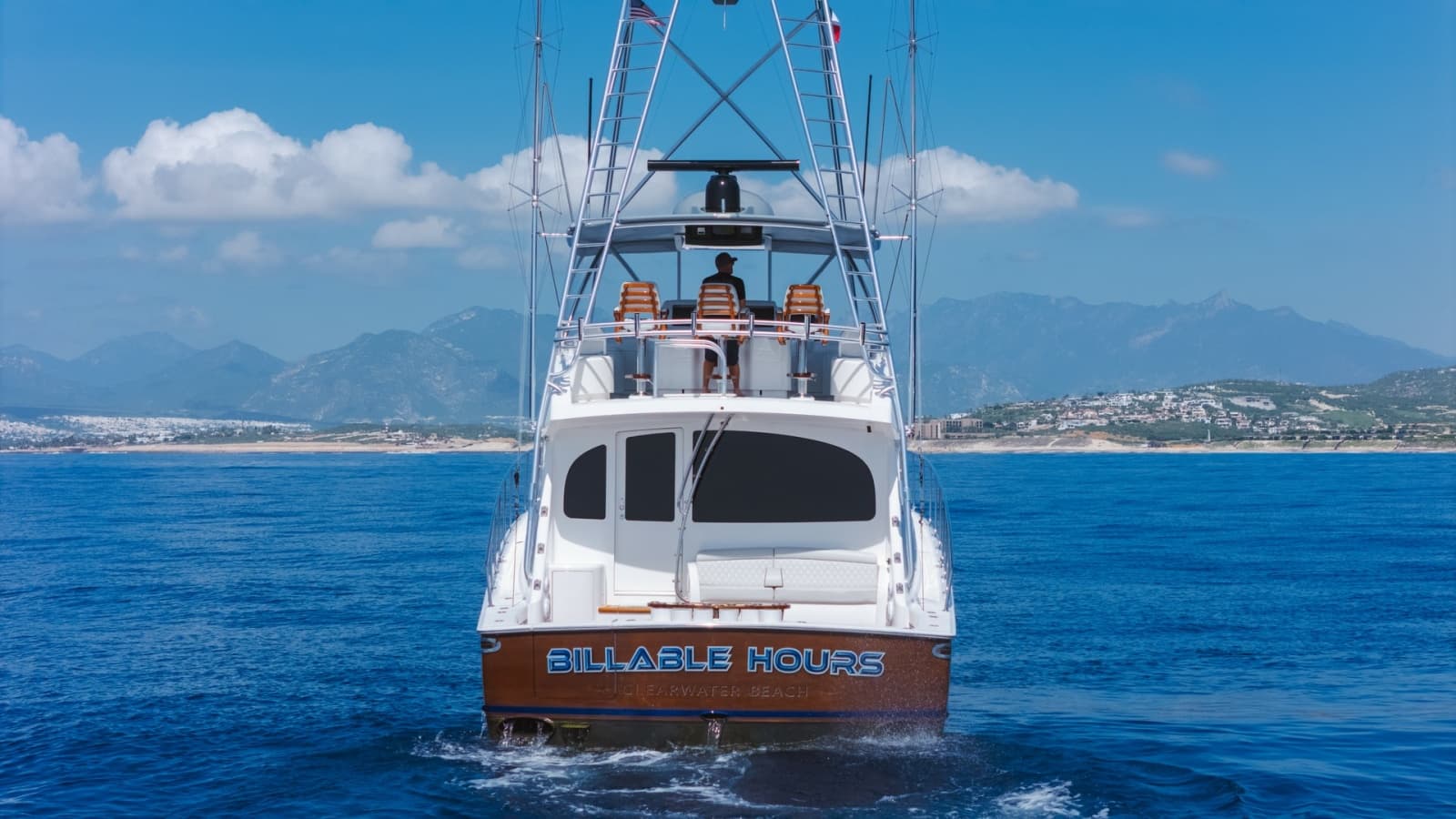 2014 Viking 66 Convertible - Photo 53